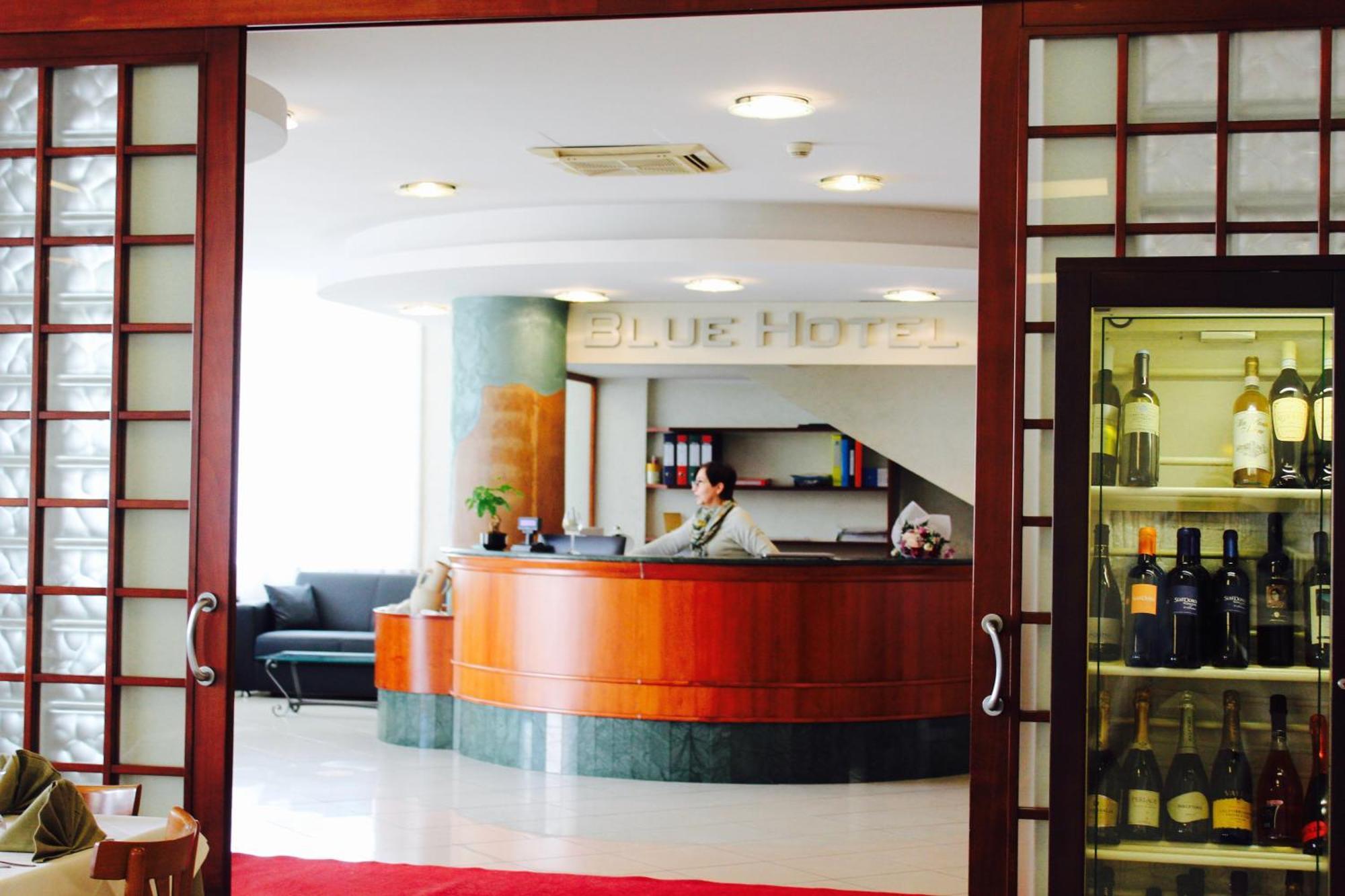 Blue Loft Hotel Чезенатико Экстерьер фото