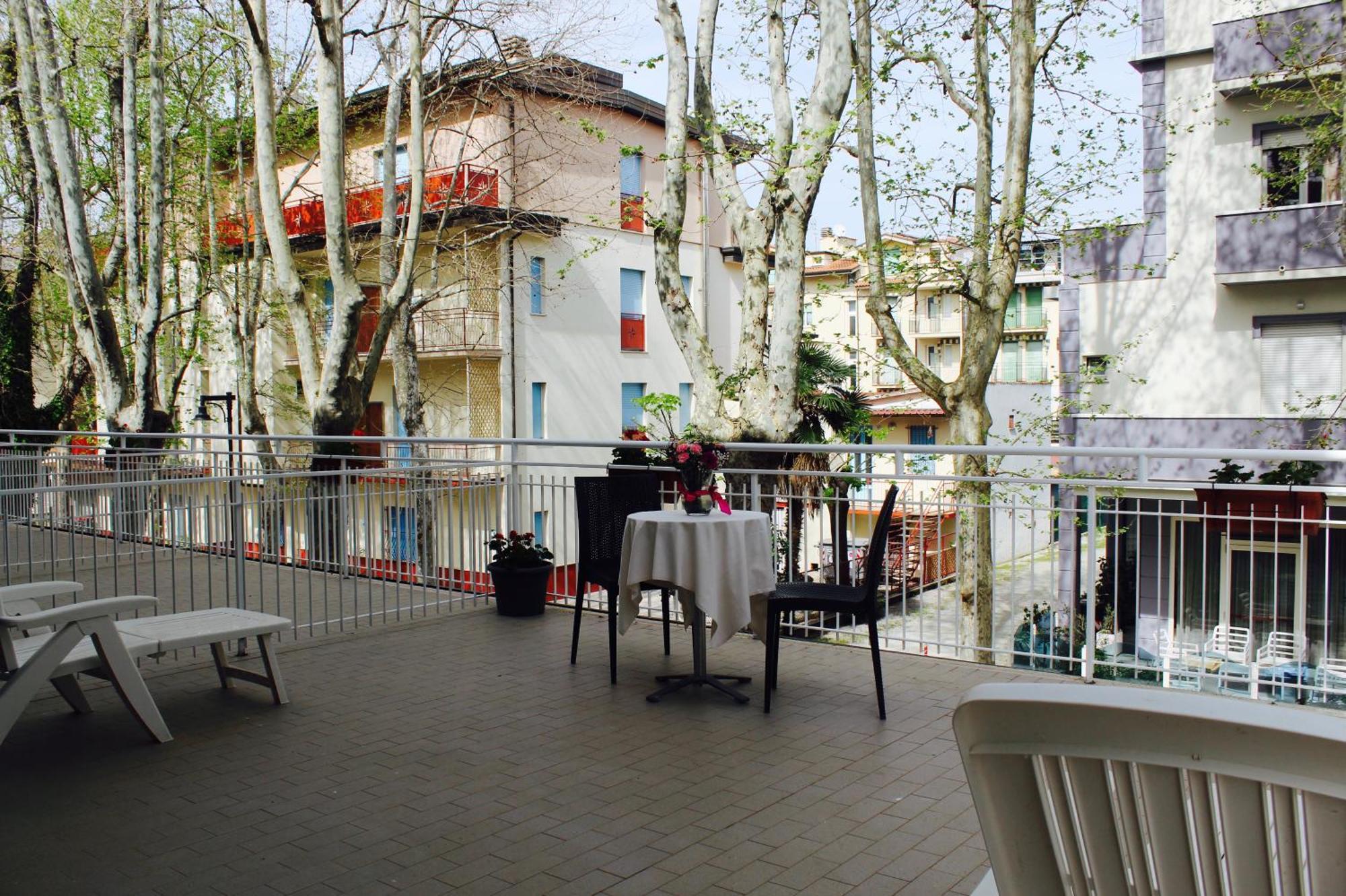Blue Loft Hotel Чезенатико Экстерьер фото