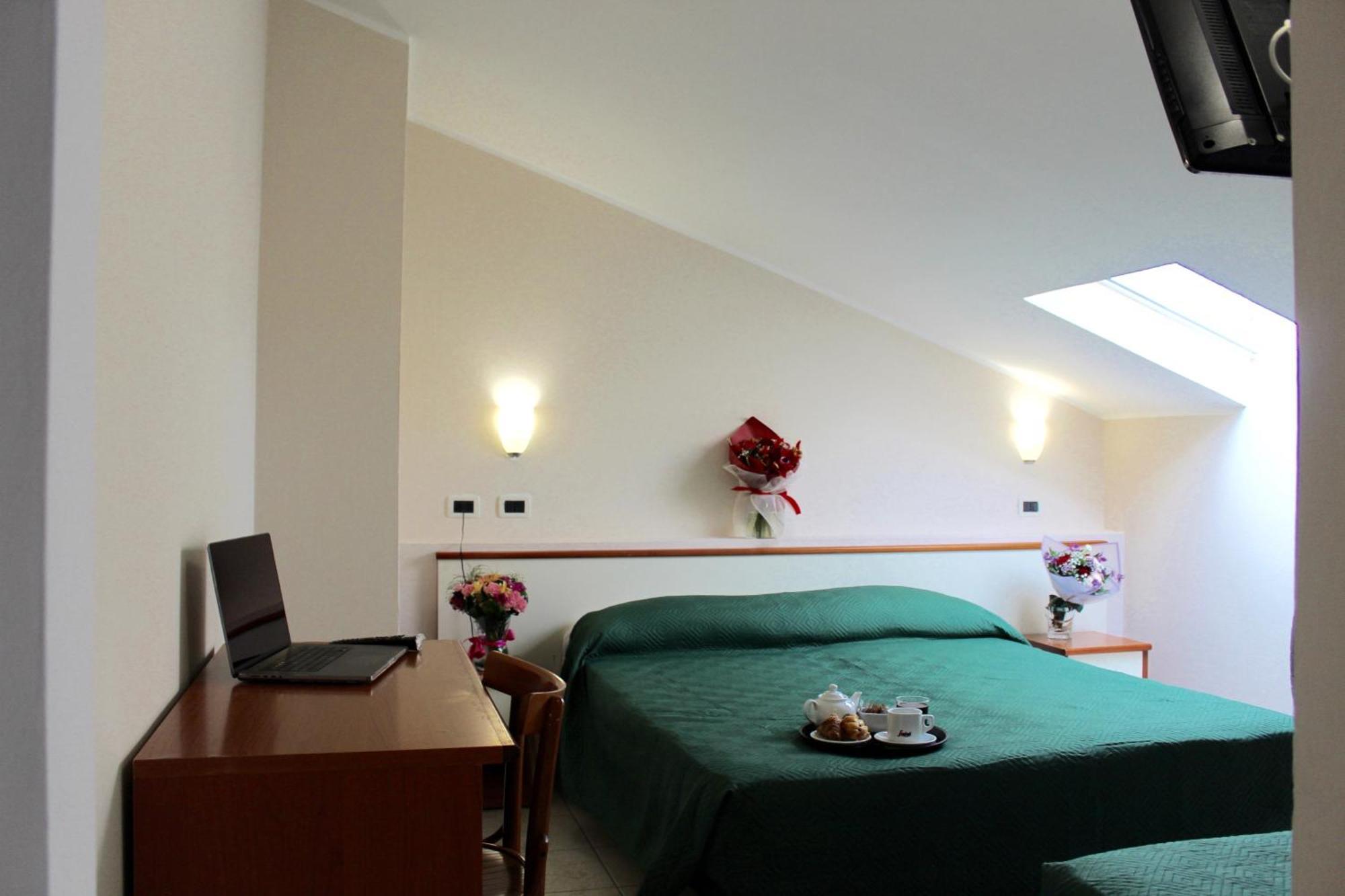 Blue Loft Hotel Чезенатико Экстерьер фото