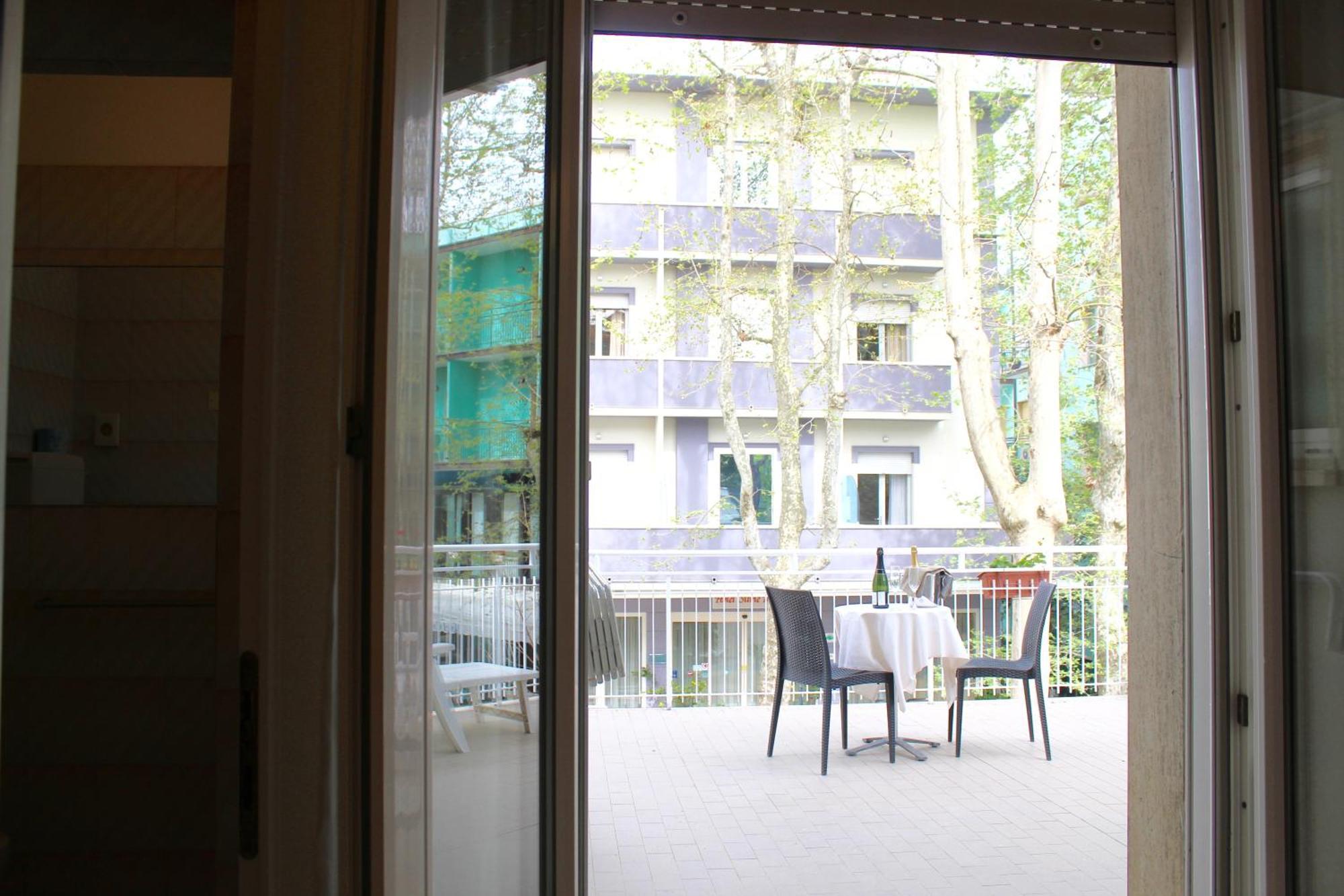 Blue Loft Hotel Чезенатико Экстерьер фото
