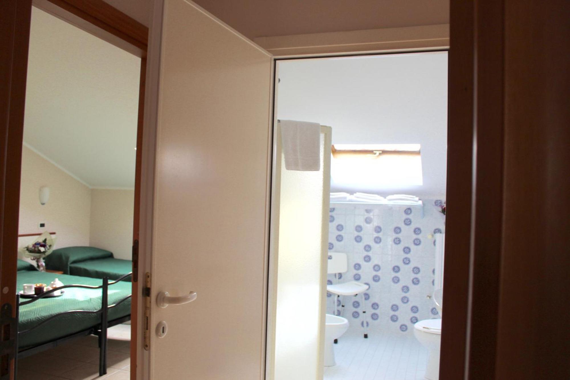 Blue Loft Hotel Чезенатико Экстерьер фото