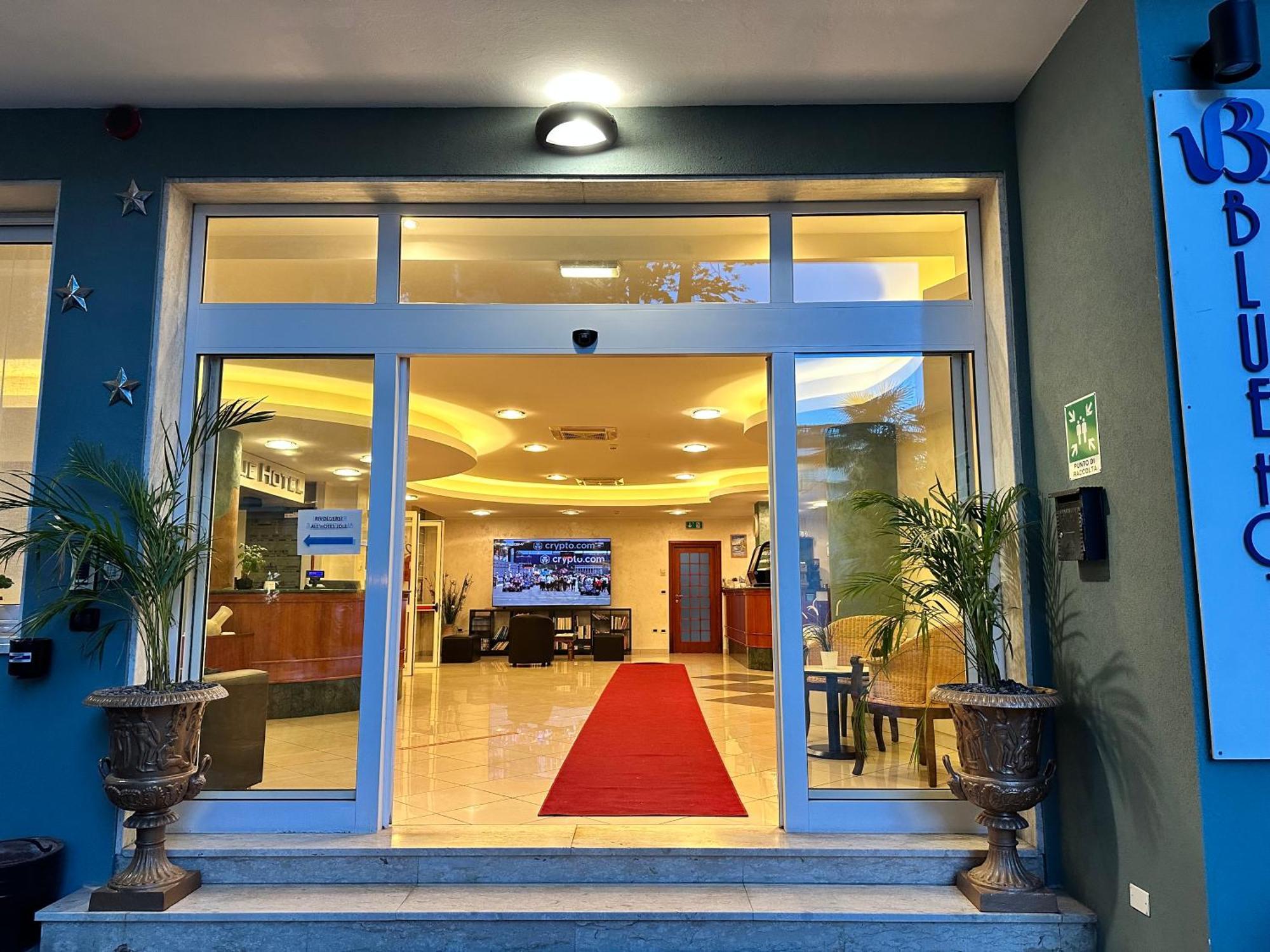 Blue Loft Hotel Чезенатико Экстерьер фото