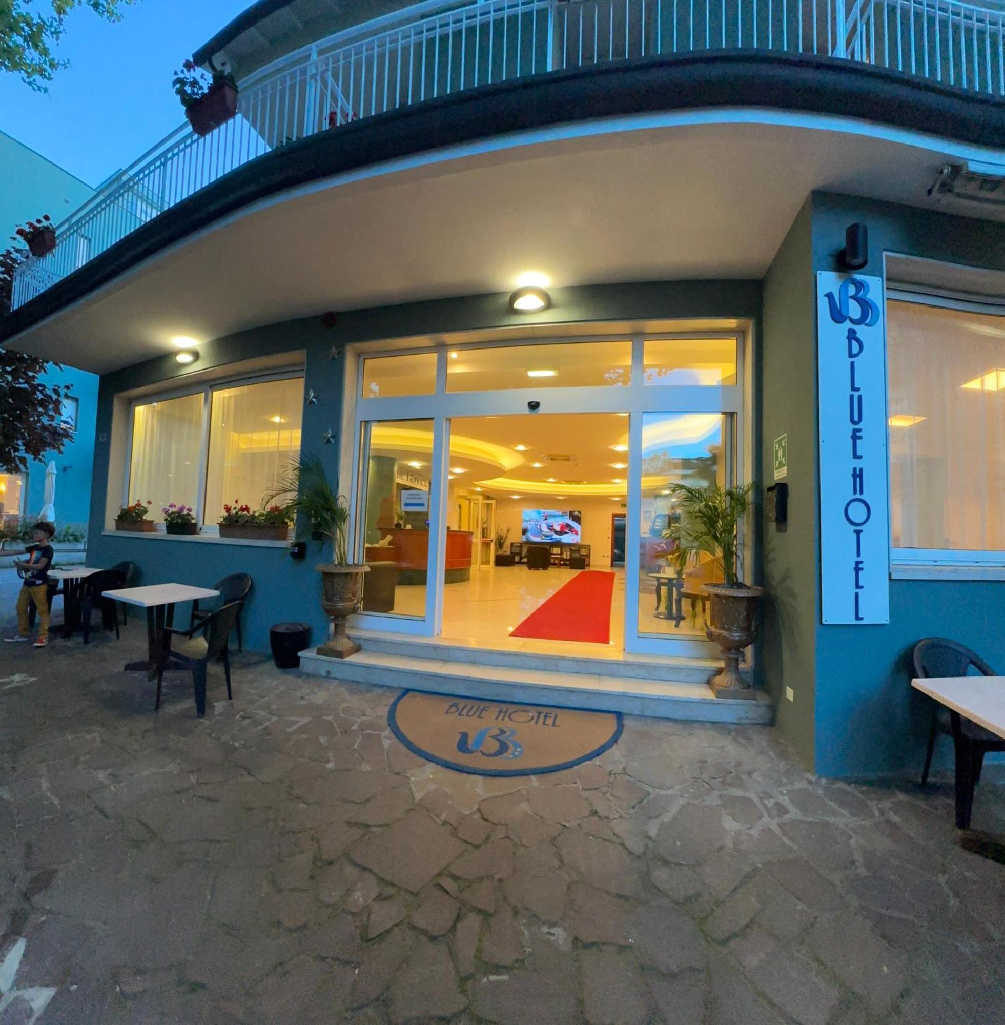 Blue Loft Hotel Чезенатико Экстерьер фото